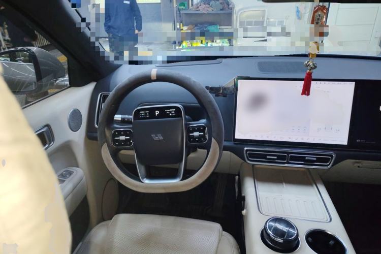 Used Li Auto L8 2023 Pro Model Steering Wheel
