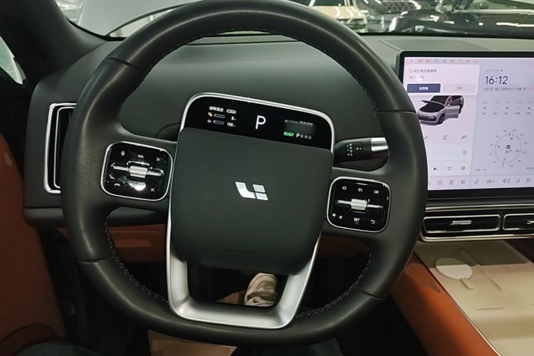 Used Li Auto L8 2023 Pro Model Steering Wheel