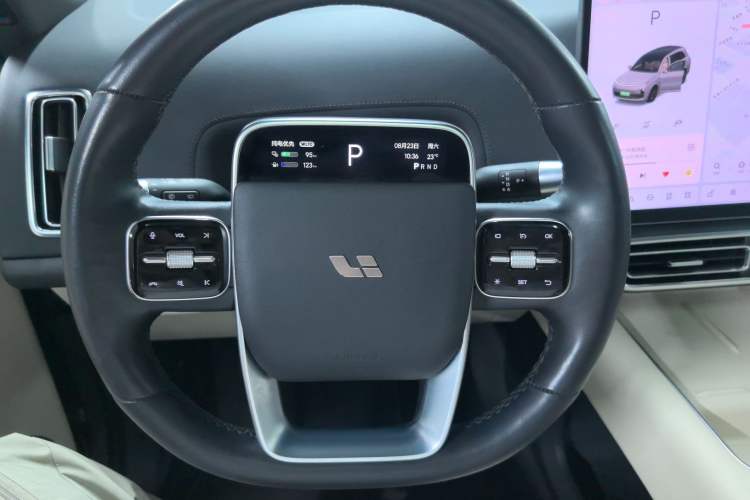 Used Li Auto L8 2023 Pro Model Steering Wheel
