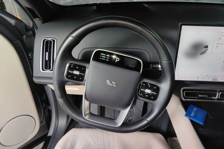 Used Li Auto L8 2023 Pro Model Steering Wheel