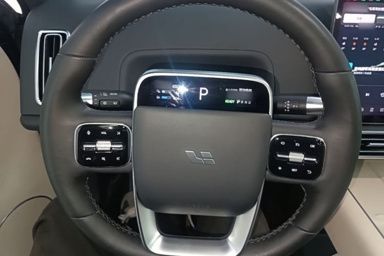 Used Li Auto L8 2023 Pro Model Steering Wheel