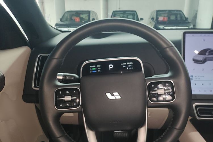 Used Li Auto L8 2023 Pro Model Steering Wheel