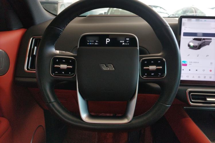 Used Li Auto L8 2023 Pro Model Steering Wheel