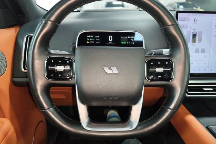 Used Li Auto L8 2023 Pro Model Steering Wheel