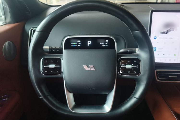 Used Li Auto L8 2023 Pro Model Steering Wheel