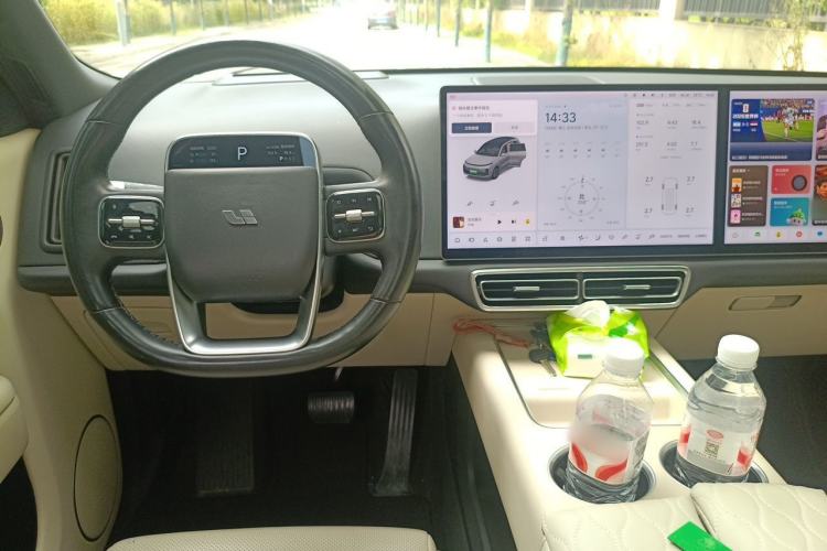 Used Li Auto L8 2023 Pro Model Steering Wheel