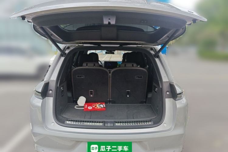Used Li Auto L8 2023 Pro Model Trunk