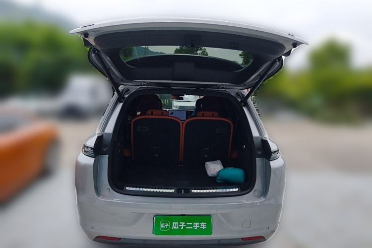Used Li Auto L8 2023 Pro Model Trunk