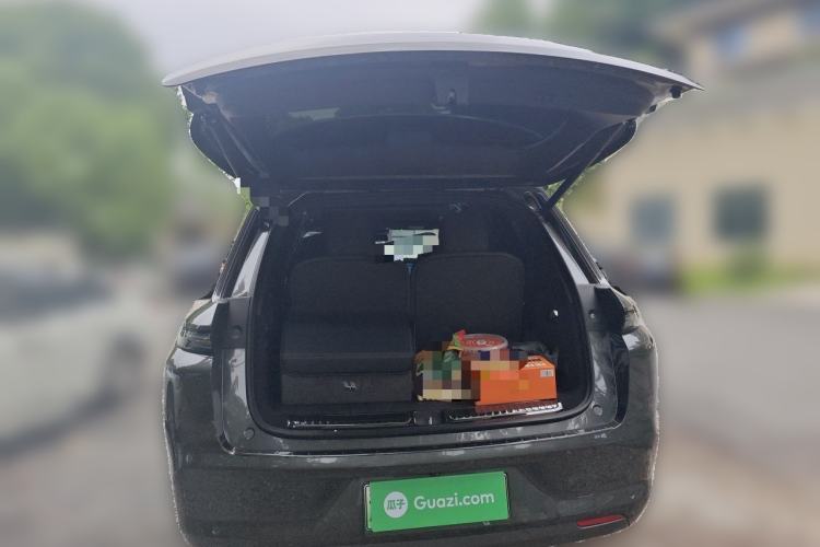 Used Li Auto L8 2023 Pro Model Trunk