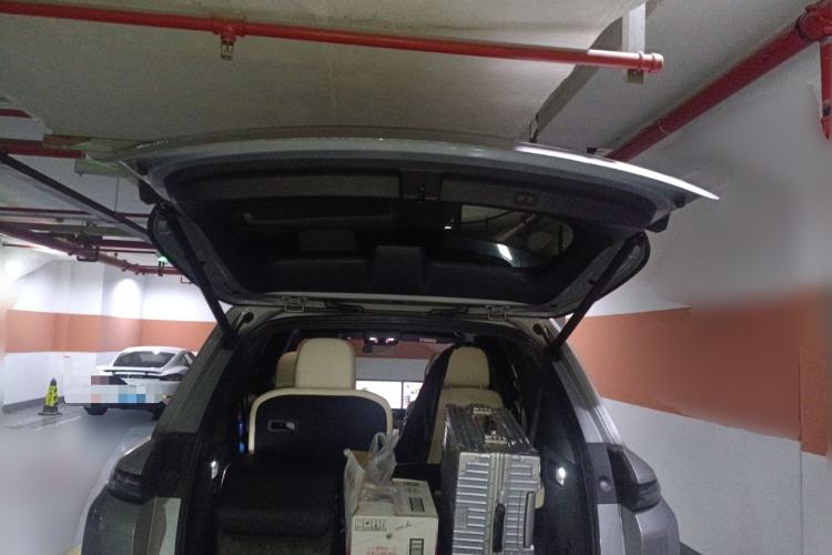 Used Li Auto L8 2023 Pro Model Trunk