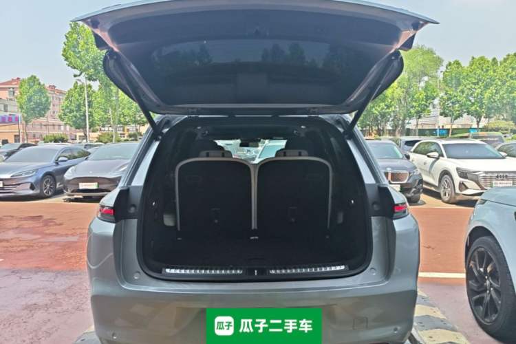 Used Li Auto L8 2023 Pro Model Trunk