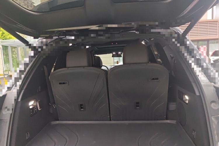 Used Li Auto L8 2023 Pro Model Trunk