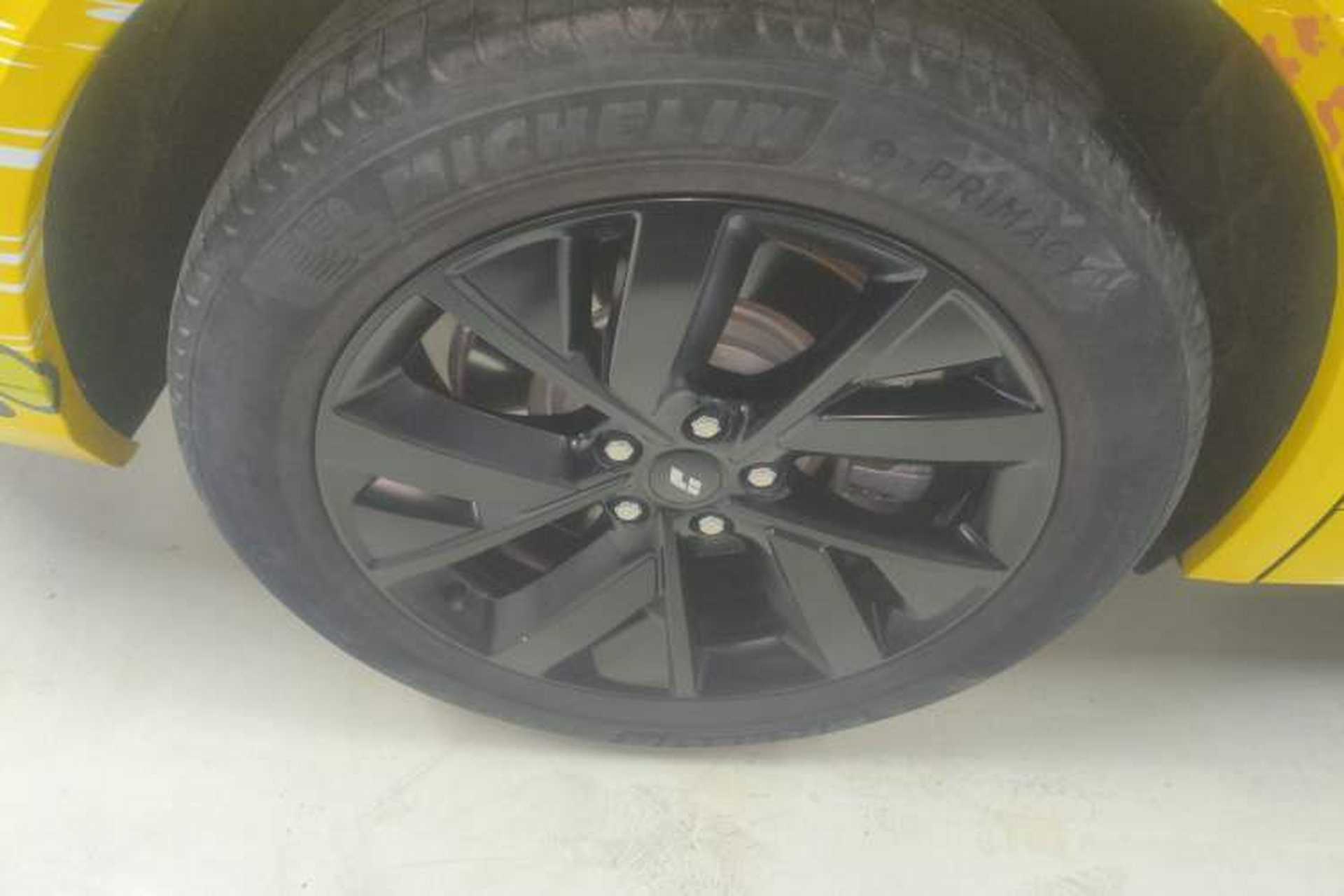 Used Li Auto L8 2023 Pro Model Exterior 8