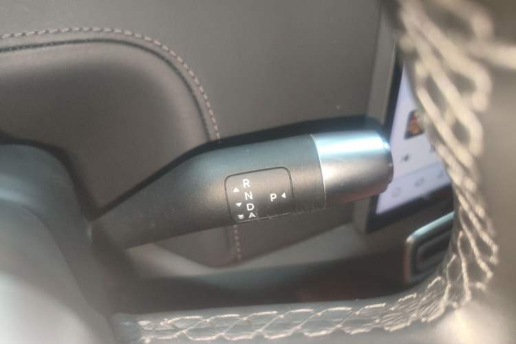 Used Li Auto L8 2023 Pro Model Gear Lever