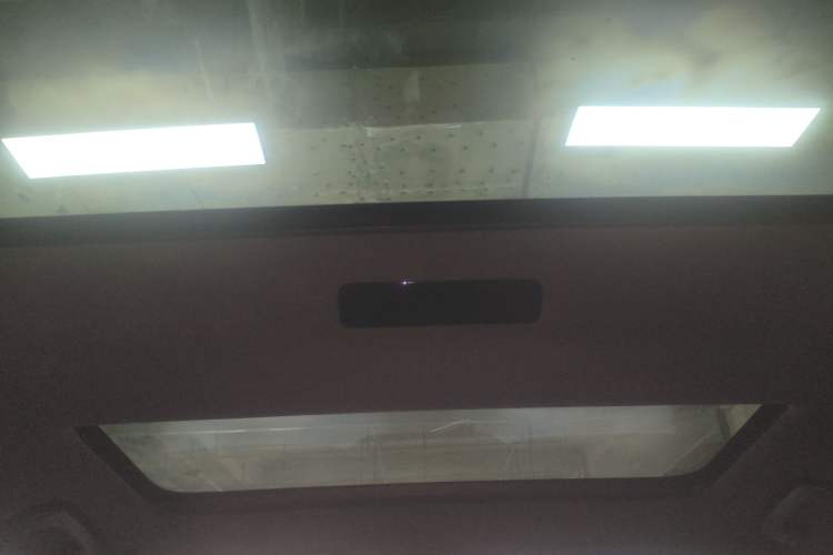 Used Li Auto L8 2023 Pro Model Headliner