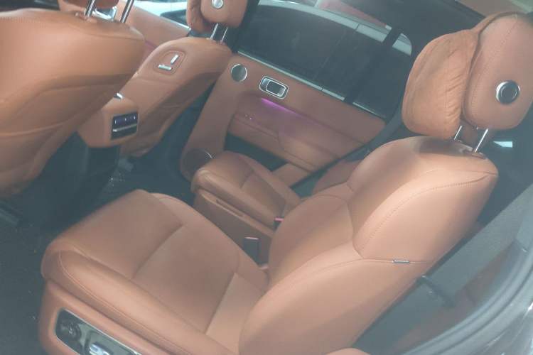 Used Li Auto L8 2023 Pro Model Interior 4
