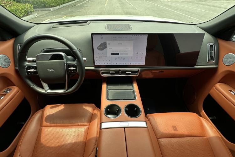 Used Li Auto L8 2023 Air model Interior 5