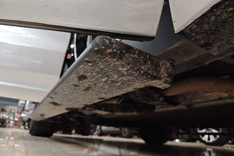 Used Li Auto L8 2023 Air model Right Side Sill