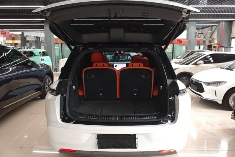 Used Li Auto L8 2023 Air model Trunk