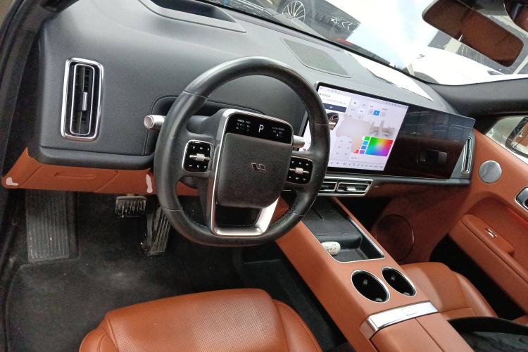 Used Li Auto L8 2023 Pro Model Center Console