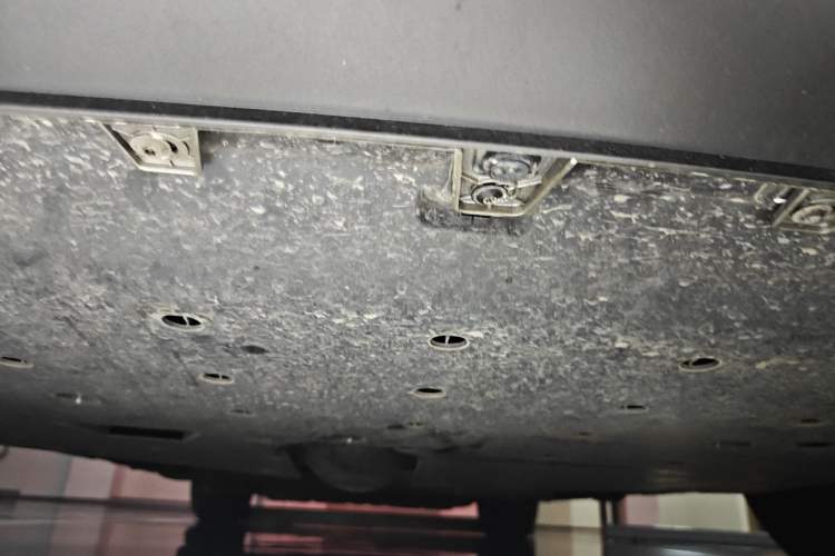 Used Li Auto L8 2023 Pro Model Chassis Front