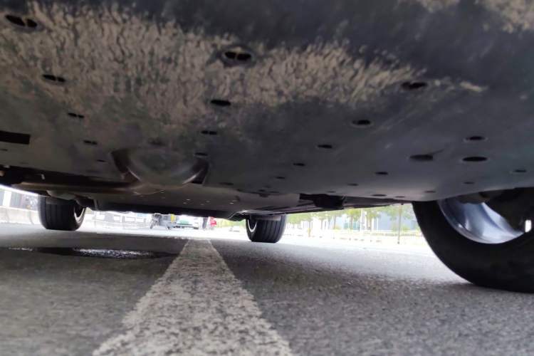Used Li Auto L8 2023 Pro Model Chassis Front