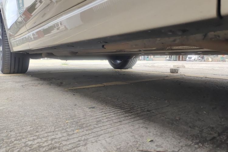 Used Li Auto L8 2023 Pro Model Chassis Front Right