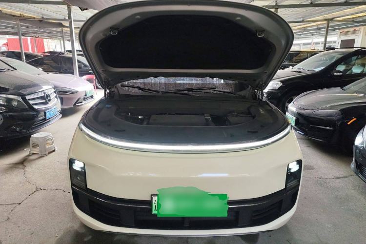 Used Li Auto L8 2023 Max model Engine Bay