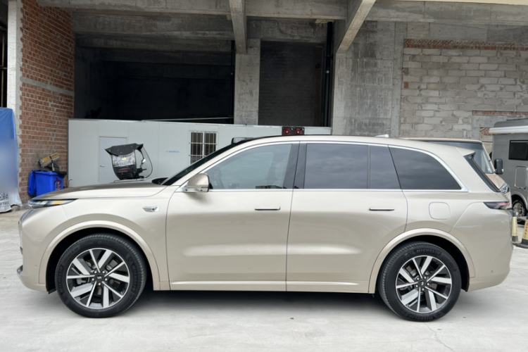 Used Li Auto L8 2023 Max model Exterior 7