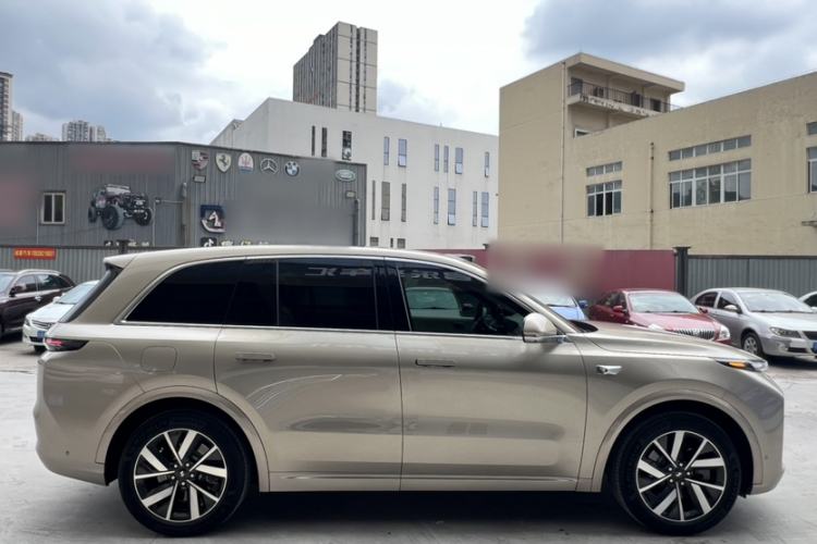 Used Li Auto L8 2023 Max model Exterior 9