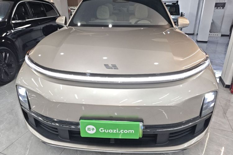 Used Li Auto L8 2023 Pro Model Front