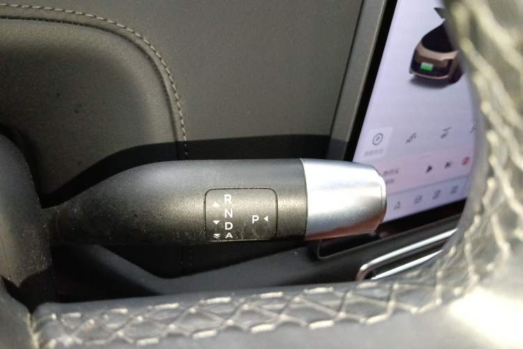 Used Li Auto L8 2023 Pro Model Gear Lever