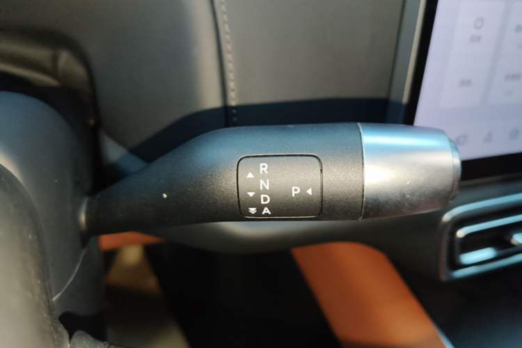 Used Li Auto L8 2023 Pro Model Gear Lever