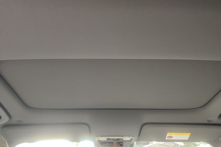 Used Li Auto L8 2023 Pro Model Headliner