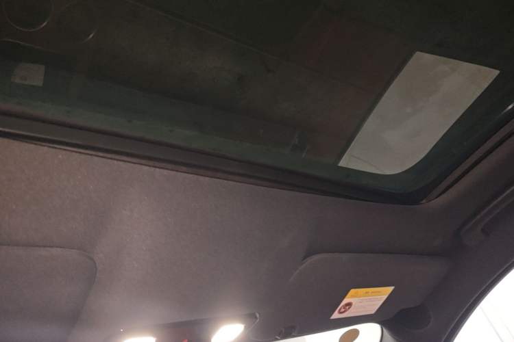 Used Li Auto L8 2023 Max model Headliner