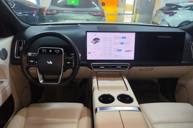 Used Li Auto L8 2023 Max model Interior 2
