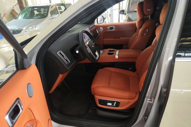 Used Li Auto L8 2023 Max model Interior 3