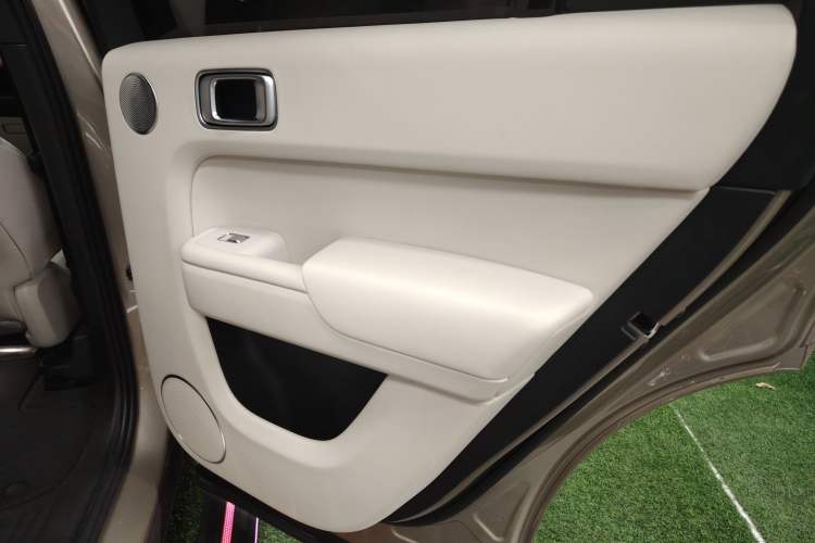 Used Li Auto L8 2023 Max model Interior 6