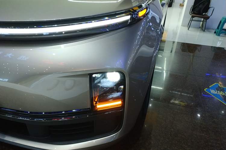 Used Li Auto L8 2023 Pro Model Left Front Headlight