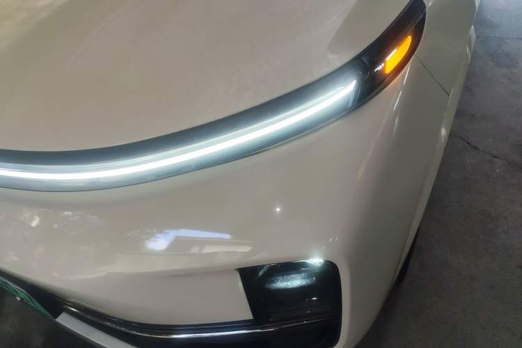 Used Li Auto L8 2023 Max model Left Front Headlight