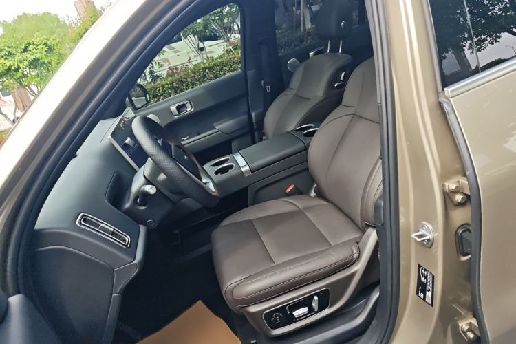 Used Li Auto L8 2023 Pro Model Left Front Seat
