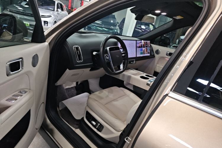 Used Li Auto L8 2023 Pro Model Left Front Seat