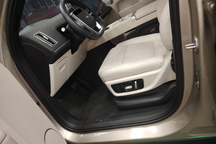 Used Li Auto L8 2023 Max model Left Front Seat