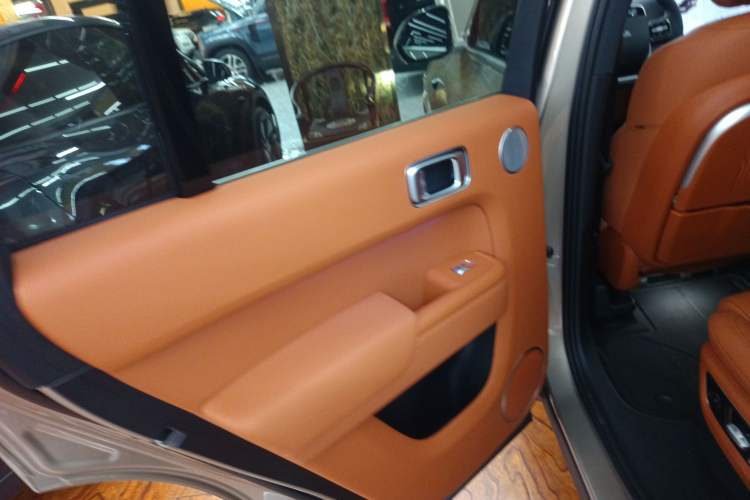 Used Li Auto L8 2023 Pro Model Left Rear Door Interior