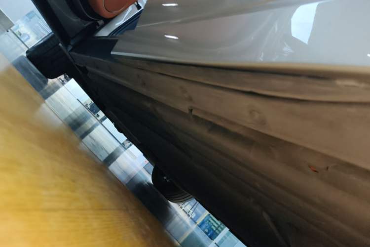 Used Li Auto L8 2023 Pro Model Left Side Sill