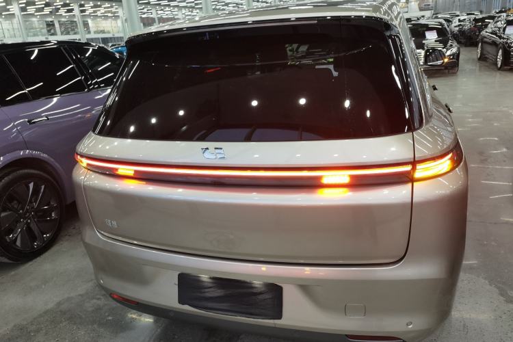 Used Li Auto L8 2023 Pro Model Rear