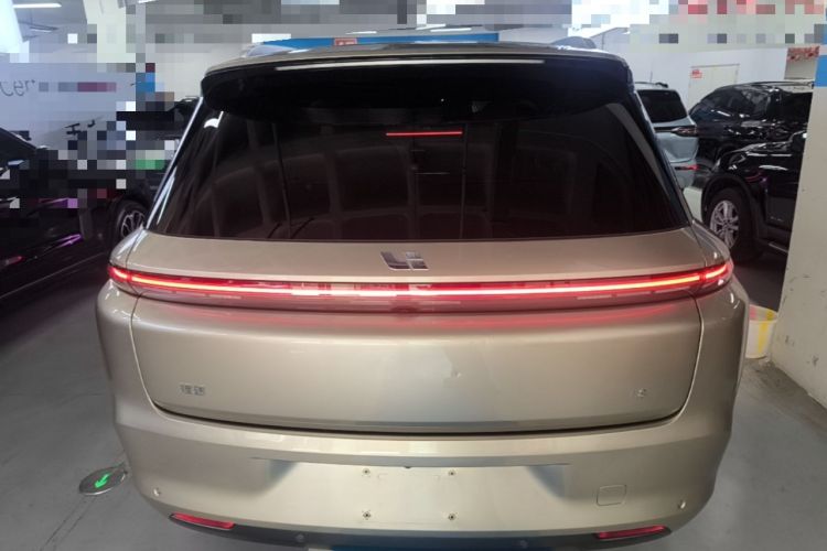 Used Li Auto L8 2023 Pro Model Rear