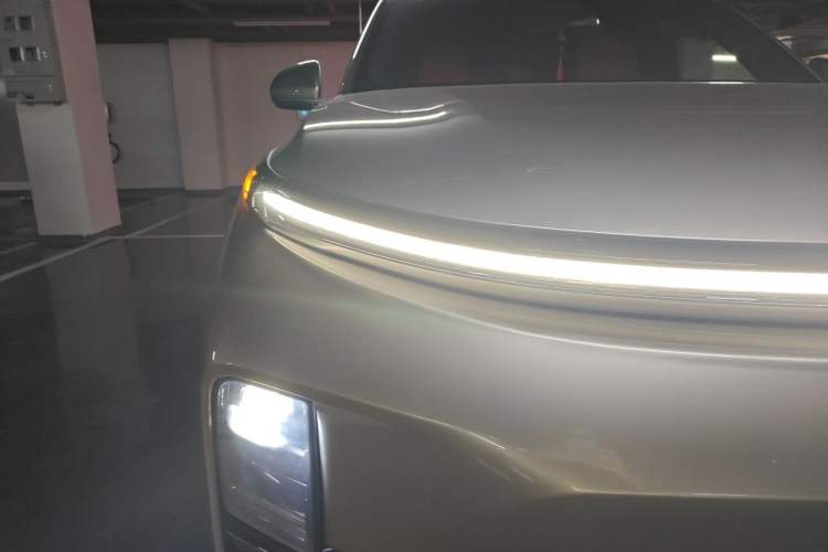 Used Li Auto L8 2023 Pro Model Right Front Headlight