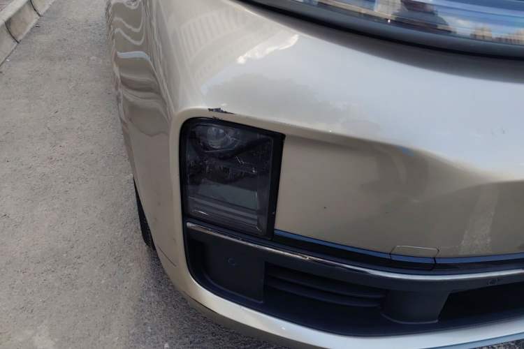 Used Li Auto L8 2023 Pro Model Right Front Headlight