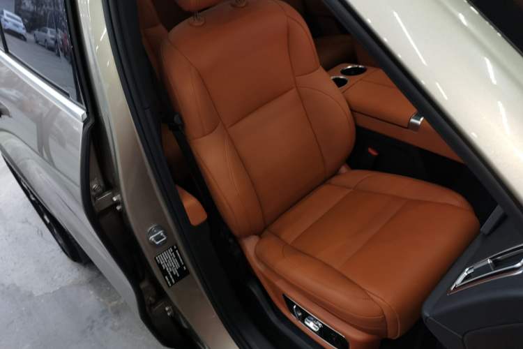 Used Li Auto L8 2023 Pro Model Right Front Seat